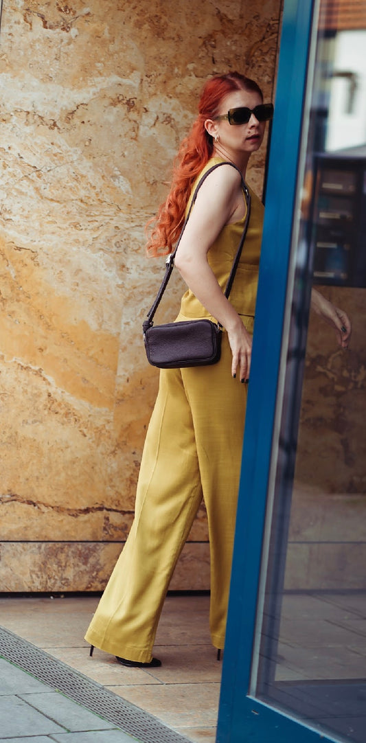 LAVEO Mini Leder Umhängetasche Damen – handgefertigt in München