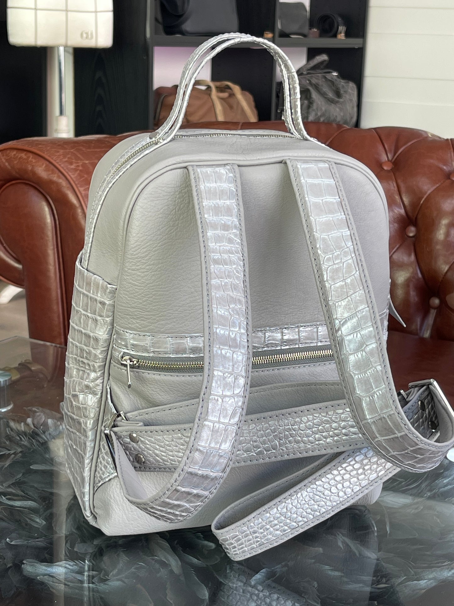 MONTARO SILVER– Handgefertigter Rucksack aus Kroko-geprägtem Leder
