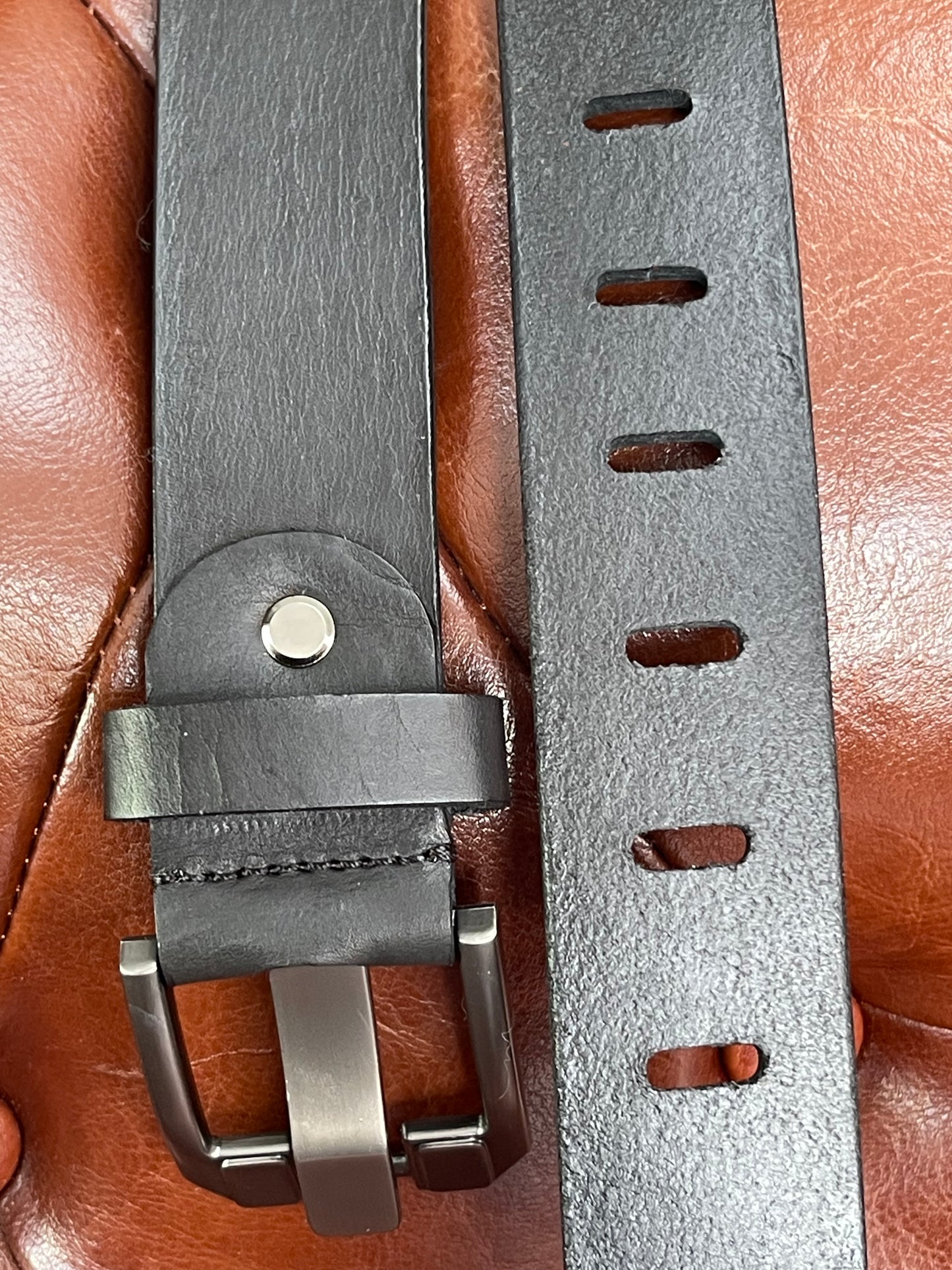 Ledergürtel aus pflanzlich gegerbtem Rindsleder