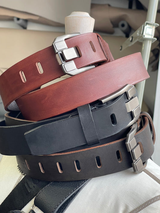 Ledergürtel aus pflanzlich gegerbtem Rindsleder